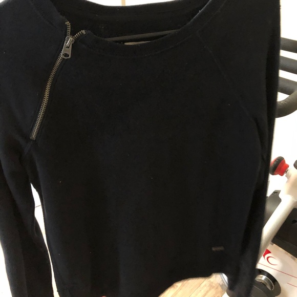 Navy pullover - Picture 1 of 2